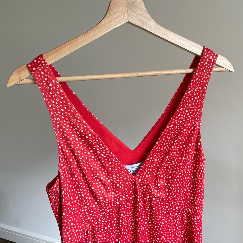 &OS Sleeveless Dress